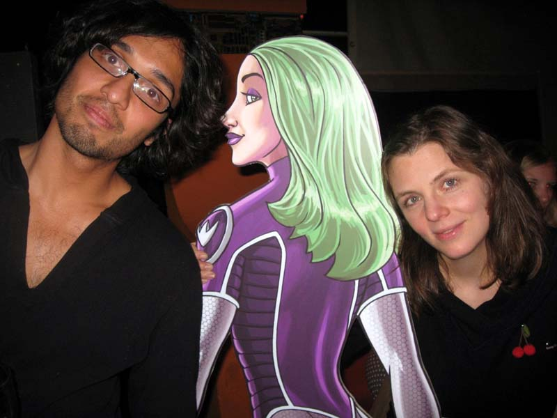 Anderes: Space Lady with other ladies 4
