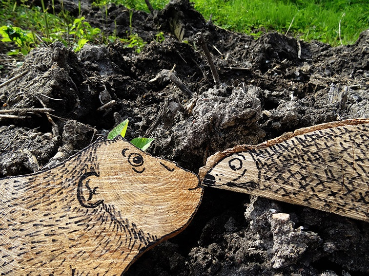 Illustration: Ein Affe knutscht... 4