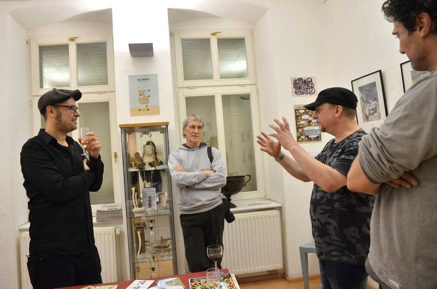 Anderes: tU-Ausstellung Berlin 40