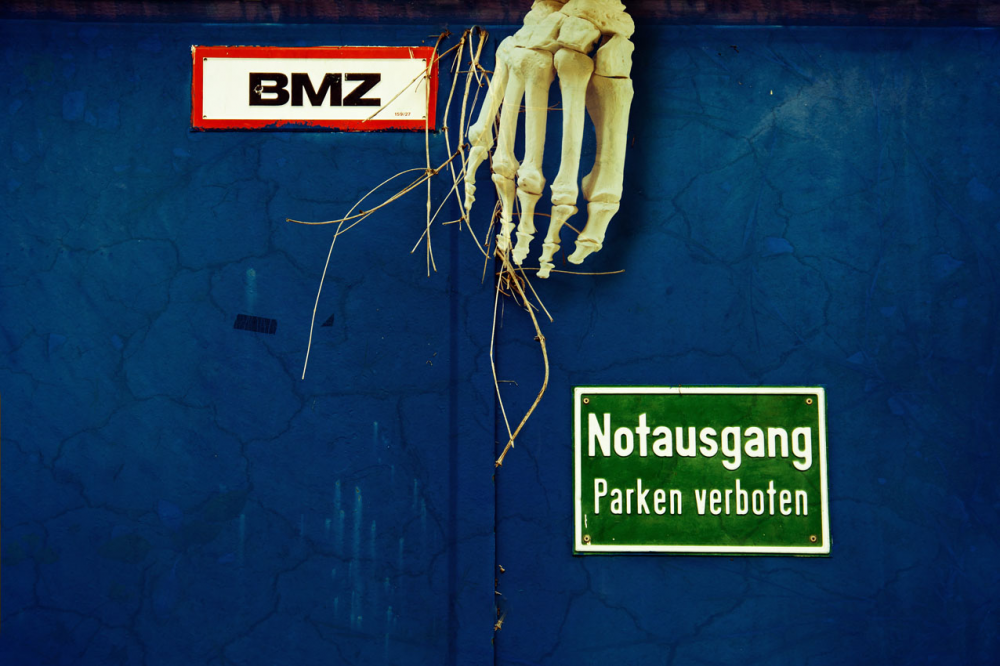 Other: ZU SPÄT! 1
