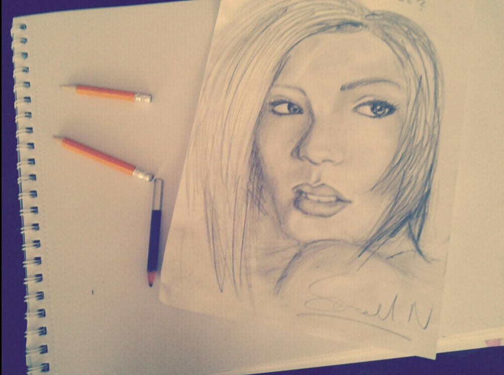 Other: RIHANNA-bildervergleich mit DrawLex! 1