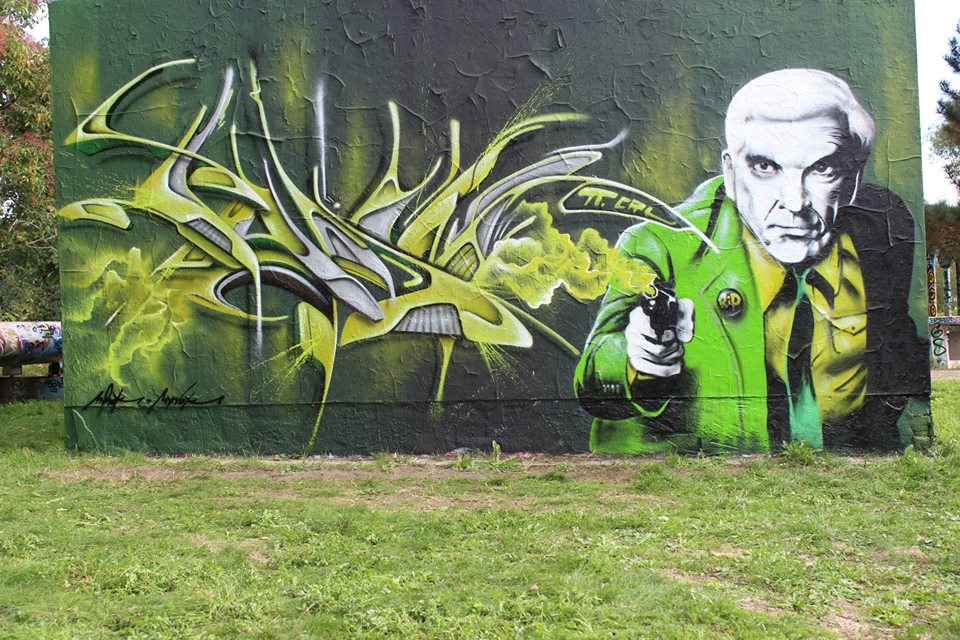 Anderes: The Naked Gun Wall/ R.I.P. Leslie Nielsen a.k.a. Lt.Frank Drebin 1