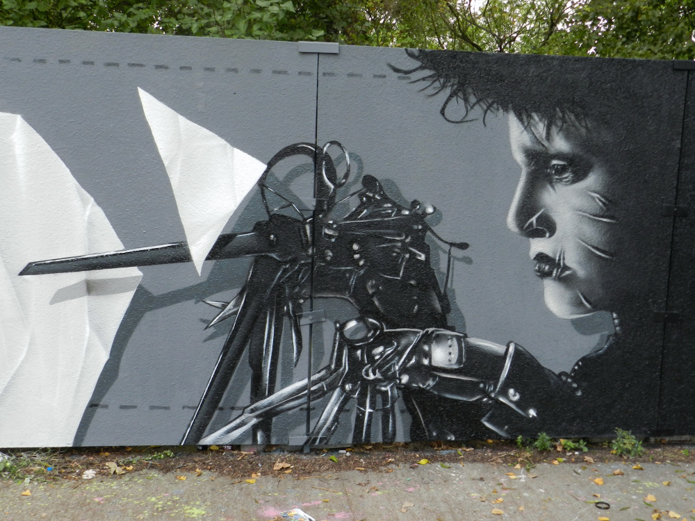 Anderes: Edward Scissorhands-Wall 3
