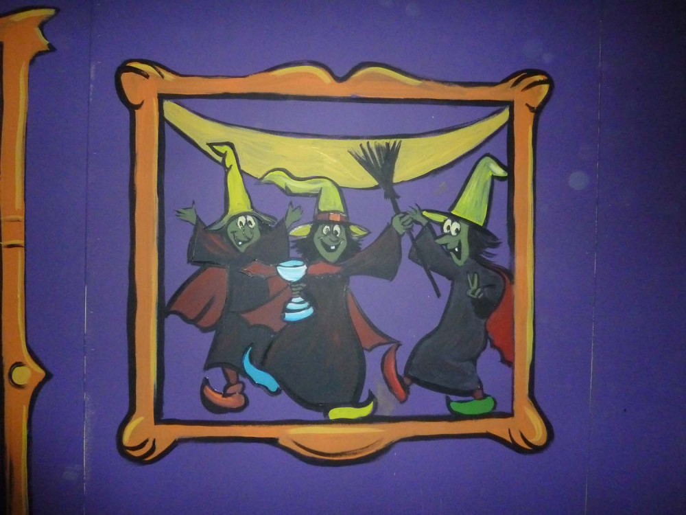 Illustration: Halloweeeen cabins 8