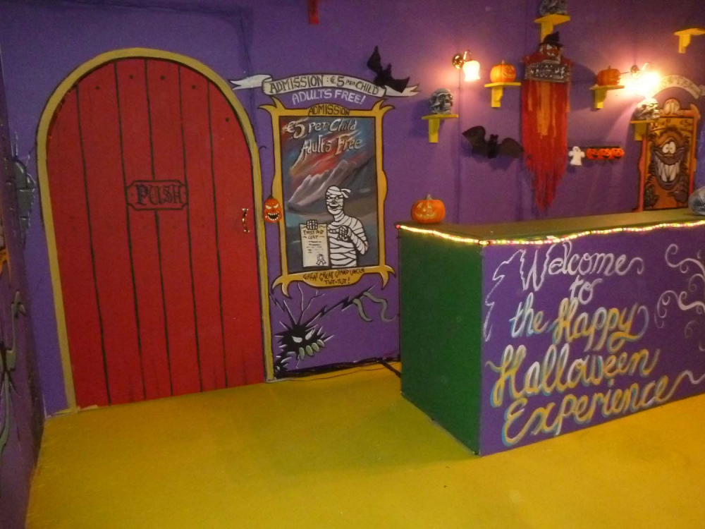 Illustration: Halloweeeen cabins 10