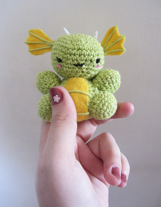 Anderes: Kleiner Amigurumi Drache 1